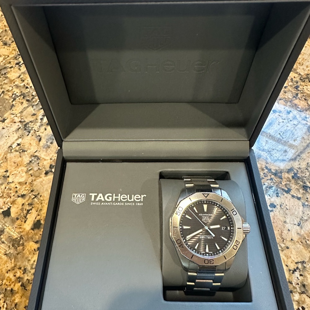 TAG Heuer Aquaracer with Black Dial and Silver Bracelet